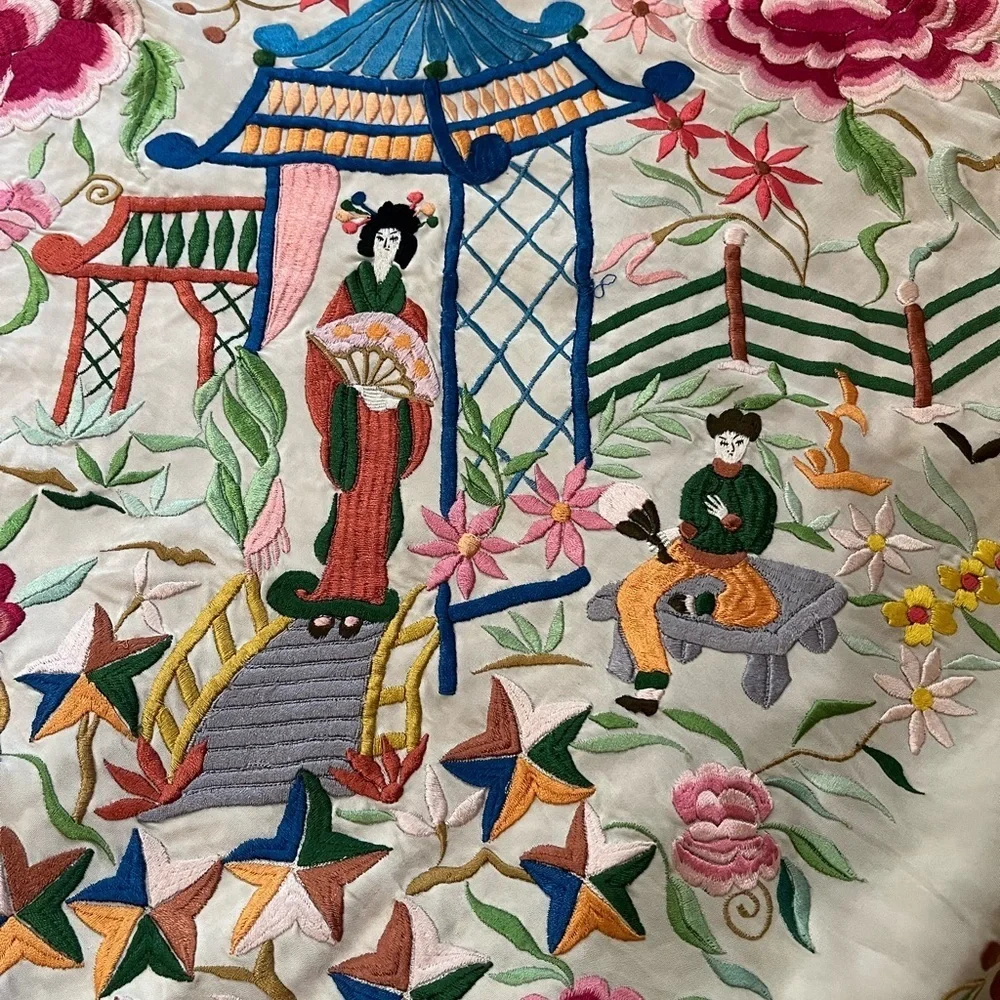 Vintage Japanese Silk Embroidered Manton Manila Piano Shawl
